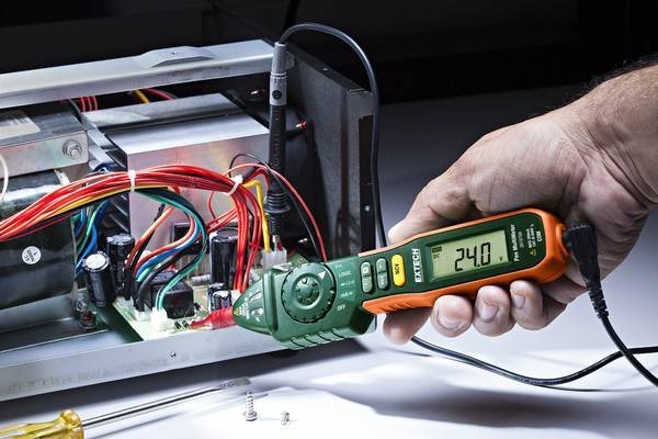 Extech 381676A - Digitálny multimeter 600 V DC/AC