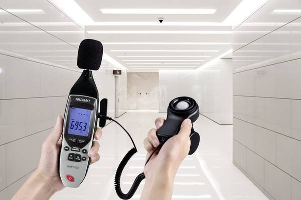 Voltcraft UM5/1 200 - Univerzální měřič parametrů -200 až 1372 °C