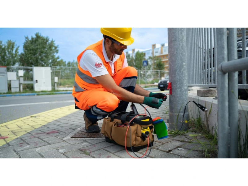 Leica Geosystems DT100 Professional SET - Hľadačka 10W generátor + lokátor