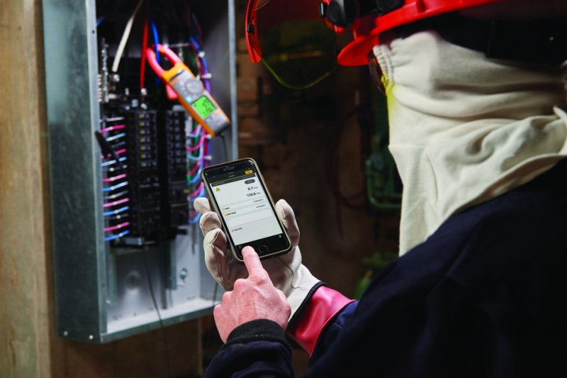 Fluke 378 FC - Bezkontaktný klešťový TRMS multimeter 0–1000 VAC / 0–999 A