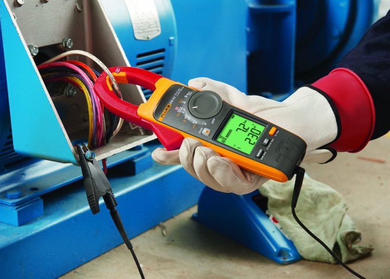 Fluke 378 FC - Bezkontaktný klešťový TRMS multimeter 0–1000 VAC / 0–999 A