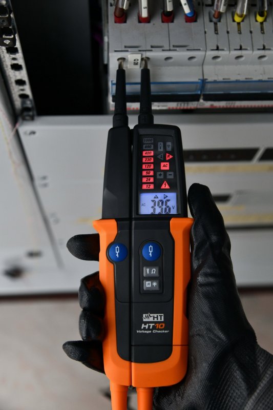 HT Instruments HT10 - Dvojpólový multifunkčný tester do 1000 V AC/DC