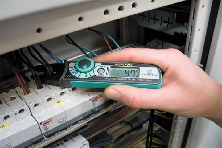 Kyoritsu KEW 2300R - Kliešťový ampérmeter do 100 A