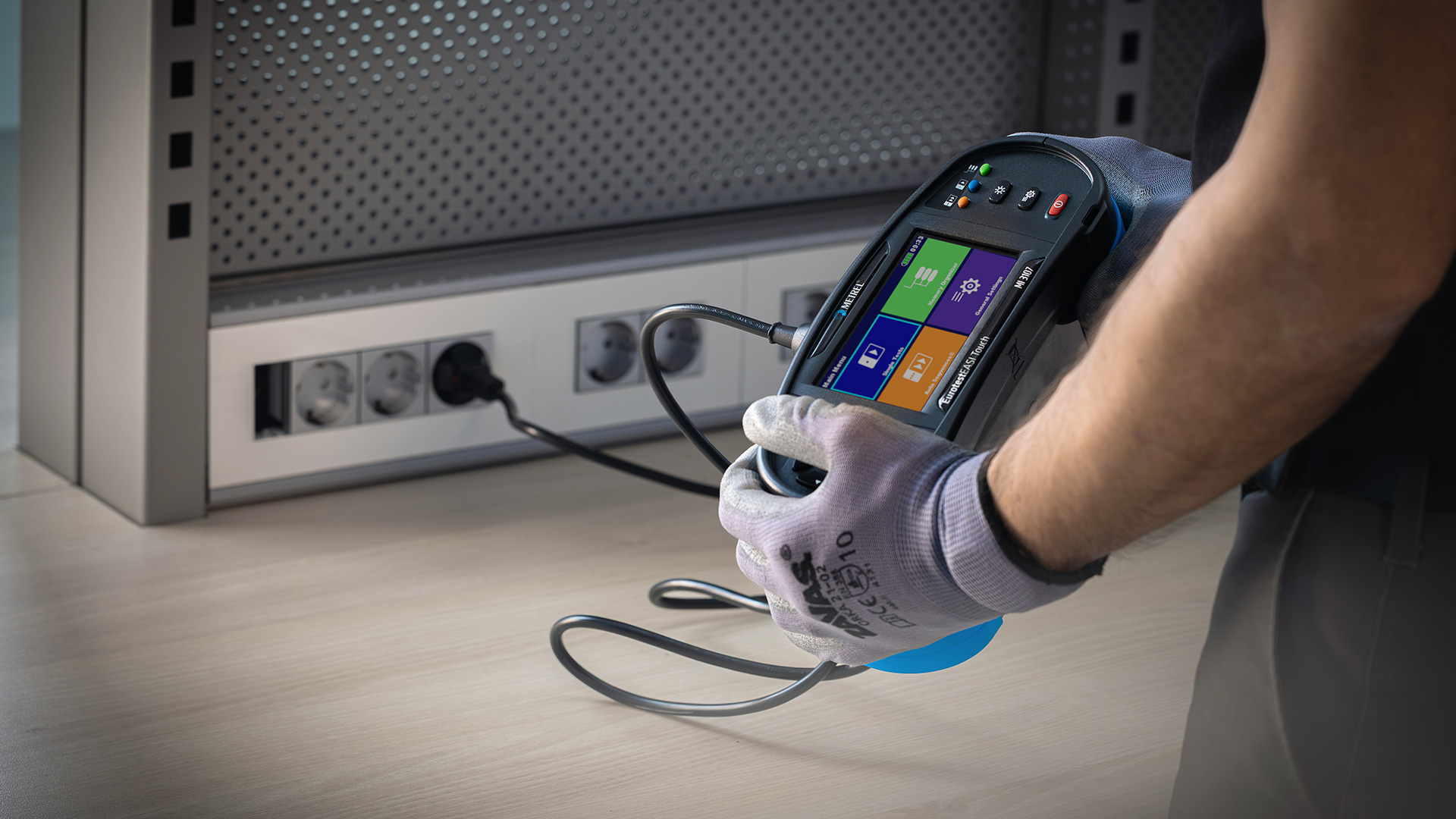 Metrel MI 3107 EurotestEASI Touch - Multifunkční revizní tester - RCD + Auto TT/TN