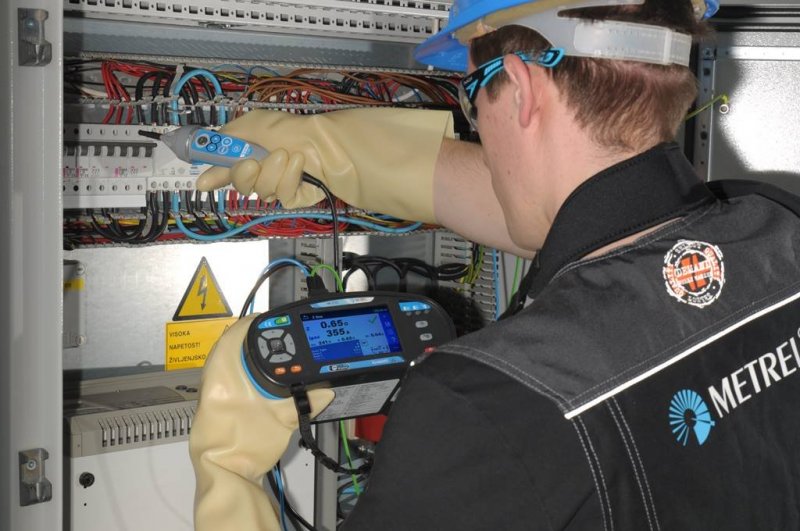 Metrel MI 3152 EurotestXC EU - Tester elektrických inštalácií a bleskozvodu 50–1000 V do 999 MΩ