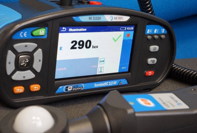 Metrel MI 3152H EurotestXC 2,5 kV - Tester elektrických inštalácií