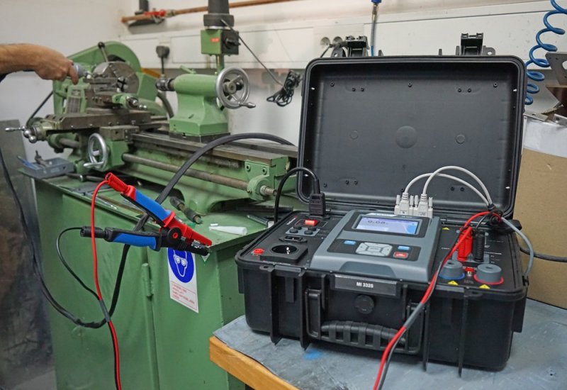 Metrel MI 3325 MultiServicerXD - Revízny prístroj na pracovn 100 V až 5100 V AC