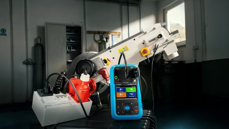 Metrel MI 3340 AlphaEE XA - Tester spotřebičů 200 mA PE