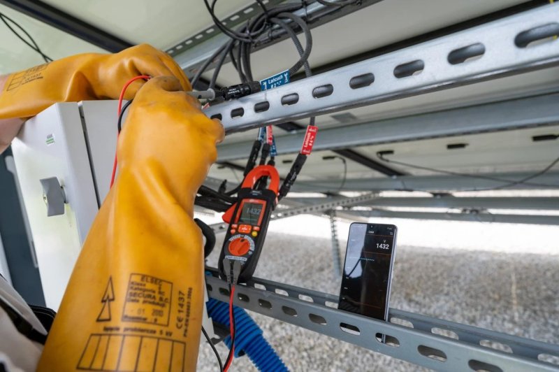 Sonel PVM-1530 Pro - Tester fotovoltaických zaříze do 1500 V DC