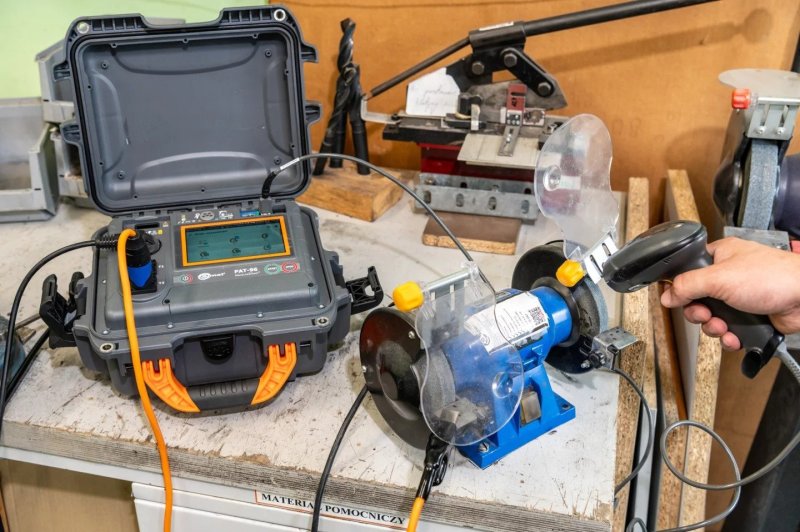 Sonel PAT-96 - Revízny tester spotrebičov a svárača EN 61010 II 300 V